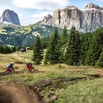 Dolomiti Luxury Mountain View Bike Friendly 4*