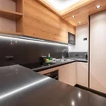 Dolomiti Luxury Mountain View Bike Friendly Aparthotel Canazei