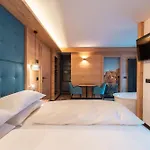 Dolomiti Luxury Mountain View Bike Friendly Aparthotel Canazei