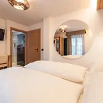 Aparthotel Dolomiti Luxury Mountain View Bike Friendly Canazei