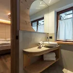 Aparthotel Dolomiti Luxury Mountain View Bike Friendly