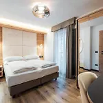 Dolomiti Luxury Mountain View Bike Friendly 4* Canazei