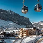 Aparthotel Dolomiti Luxury Mountain View Bike Friendly