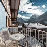 Dolomiti Luxury Mountain View Bike Friendly 4* Canazei