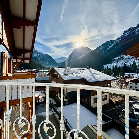 Dolomiti Luxury Mountain View Bike Friendly Lejlighedshotel