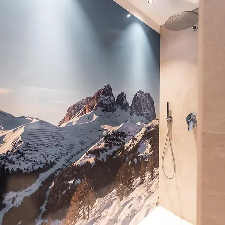 Dolomiti Luxury Mountain View Bike Friendly Canazei