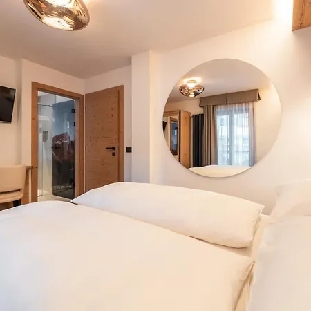 Lejlighedshotel Dolomiti Luxury Mountain View Bike Friendly Canazei