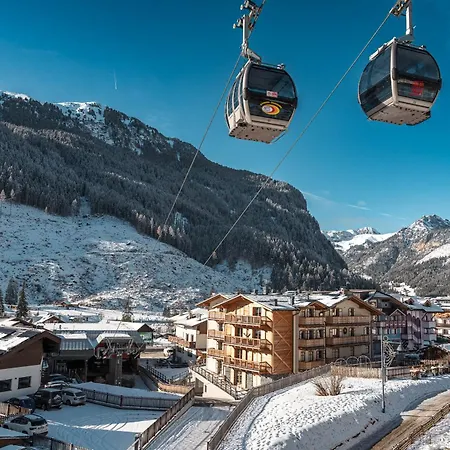 Aparthotel Dolomiti Luxury Mountain View Bike Friendly