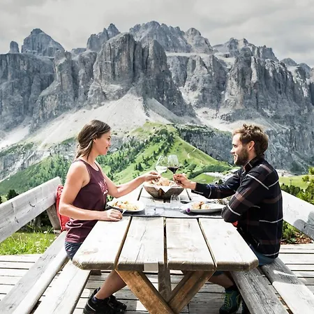 Lejlighedshotel Dolomiti Luxury Mountain View Bike Friendly 4*
