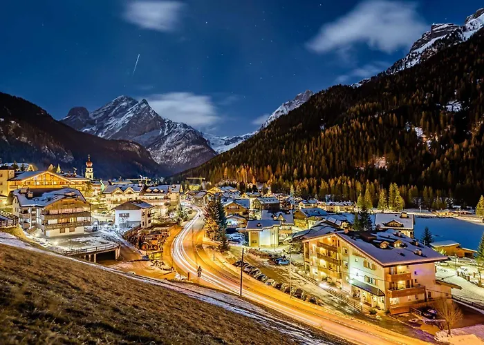 アパートホテル Dolomiti Luxury Mountain View Ski-in Ski-out 4*