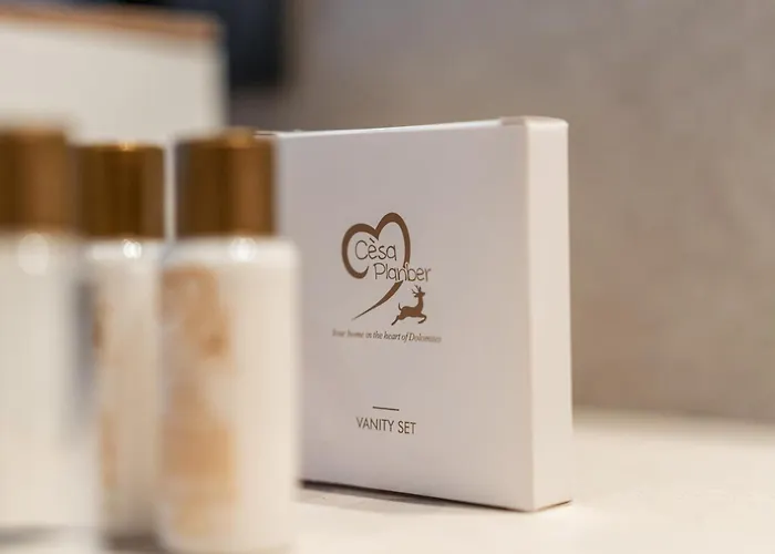 Dolomiti Luxury Mountain View Bike Friendly Aparthotel