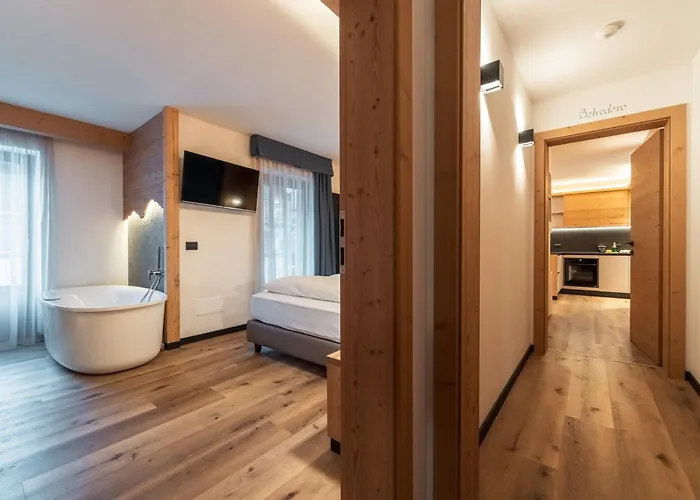 アパートホテル Dolomiti Luxury Mountain View Ski-in Ski-out