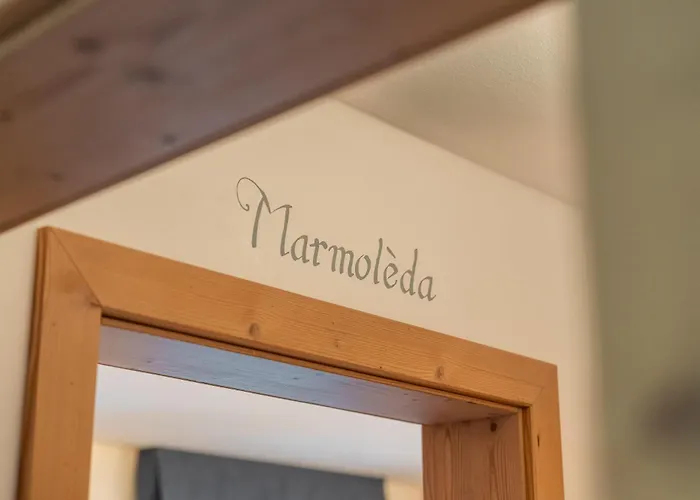 アパートホテル Dolomiti Luxury Mountain View Ski-in Ski-out