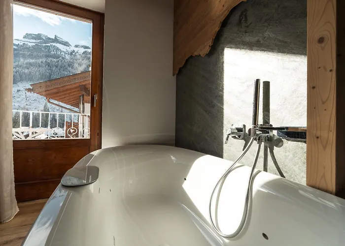 Dolomiti Luxury Mountain View Bike Friendly Aparthotel