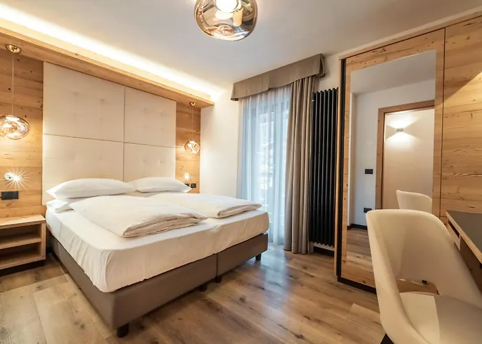 Dolomiti Luxury Mountain View Bike Friendly Aparthotel 4*